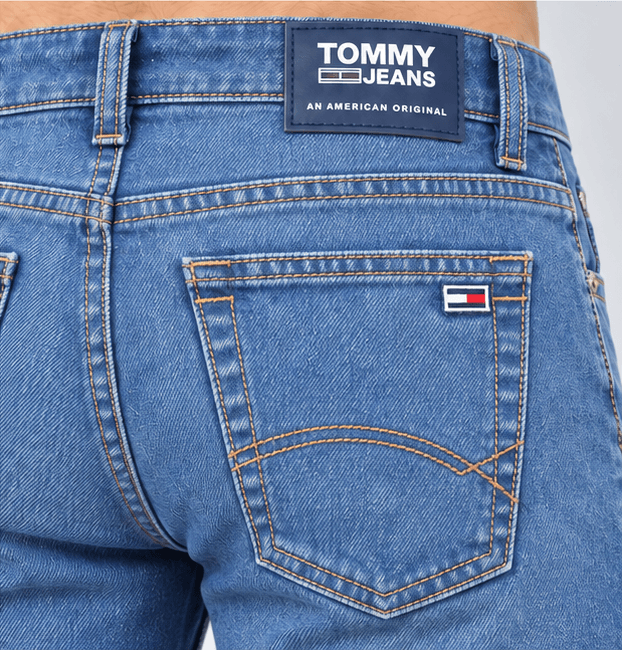 Tommy Hilfiger medium blue jeans — image 4